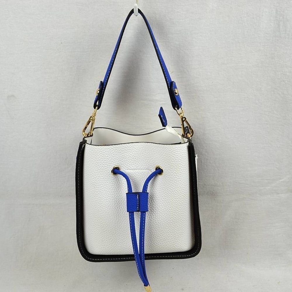 ⭐️Host Pick ⭐️2N1 Drawstring Single Handle Bucket Shoulder/Tote Bag with Pouch